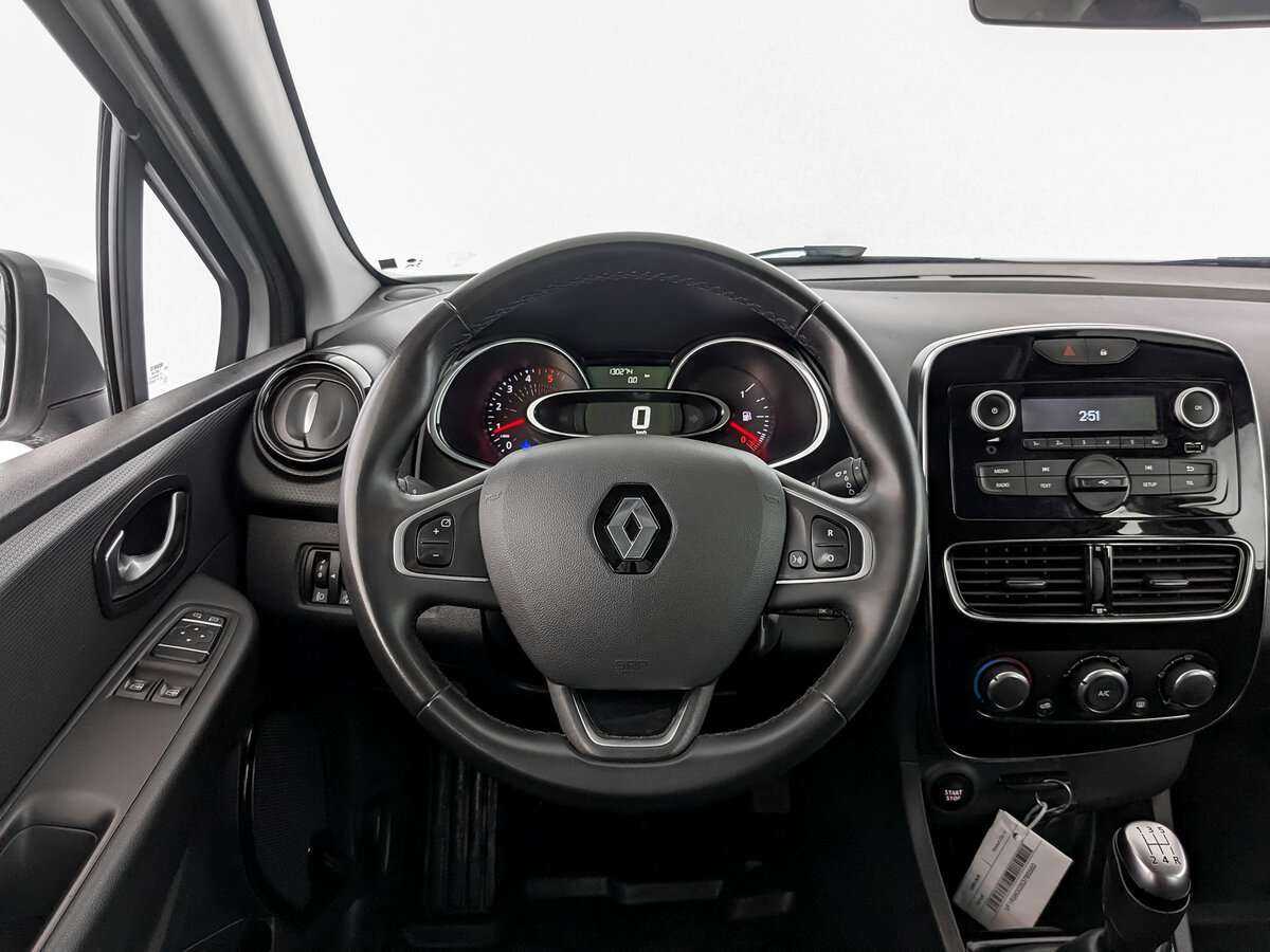 Renault Clio, 2019 Фото №17
