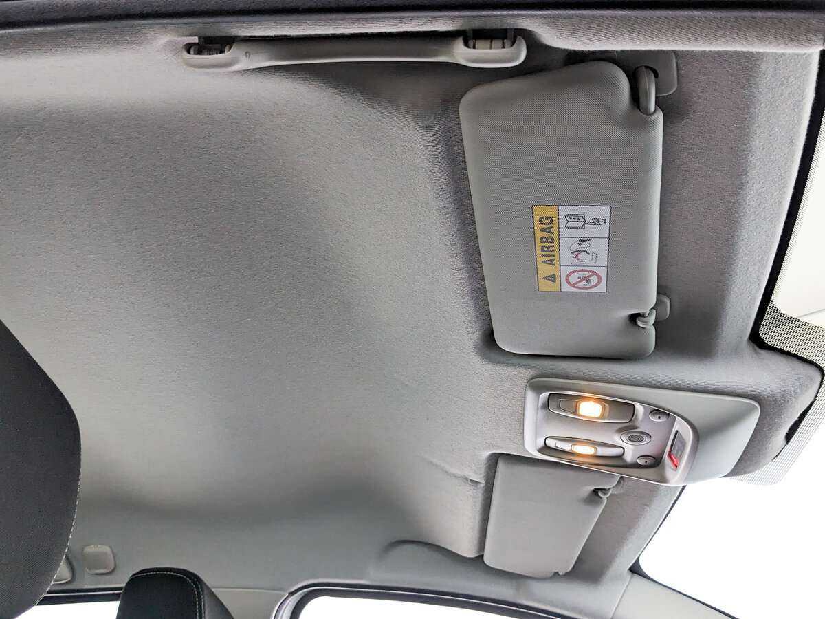 Renault Clio, 2019 Фото №18