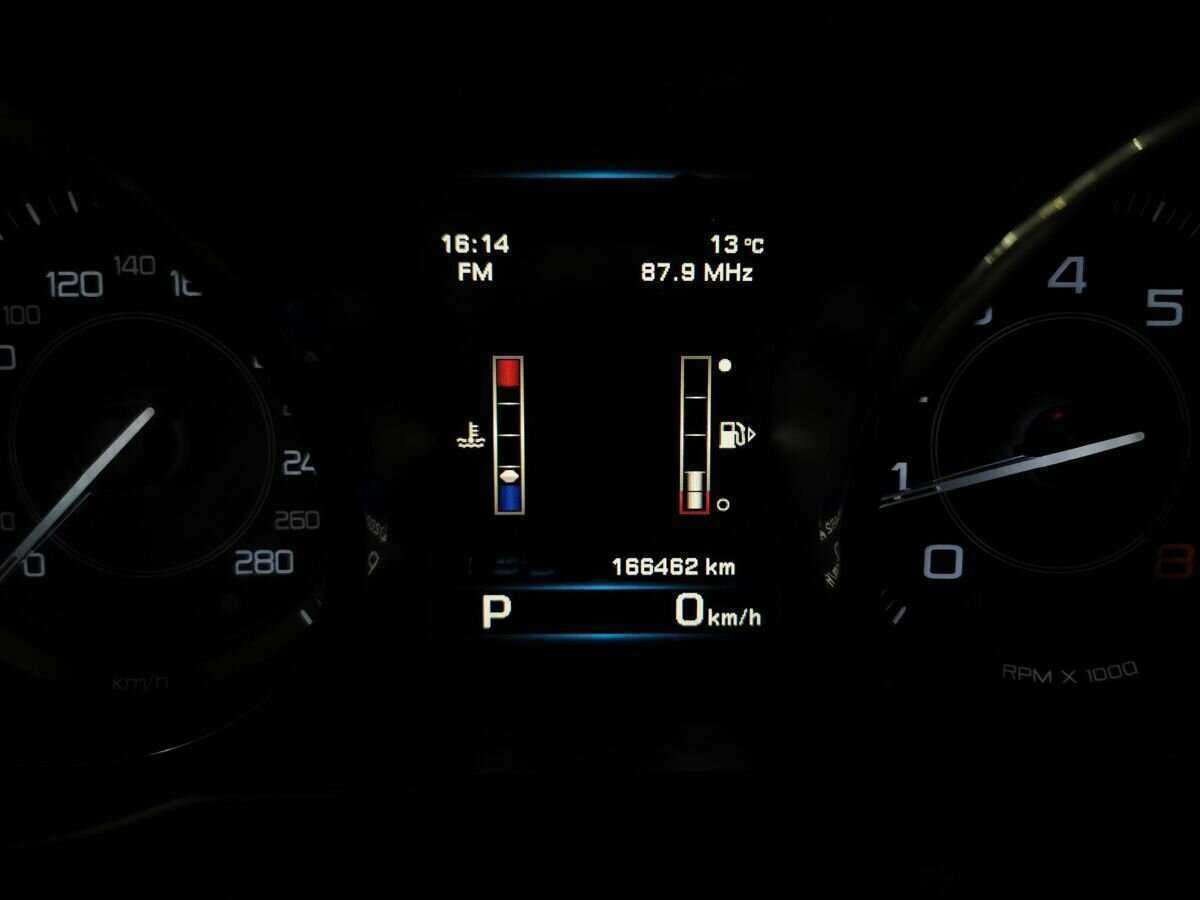 Jaguar XE, 2015 Фото №16