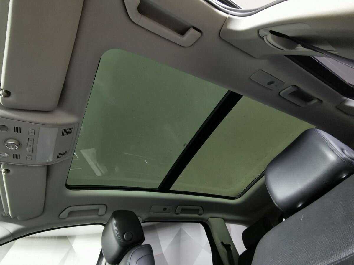 Volkswagen Touareg, 2012 Фото №17