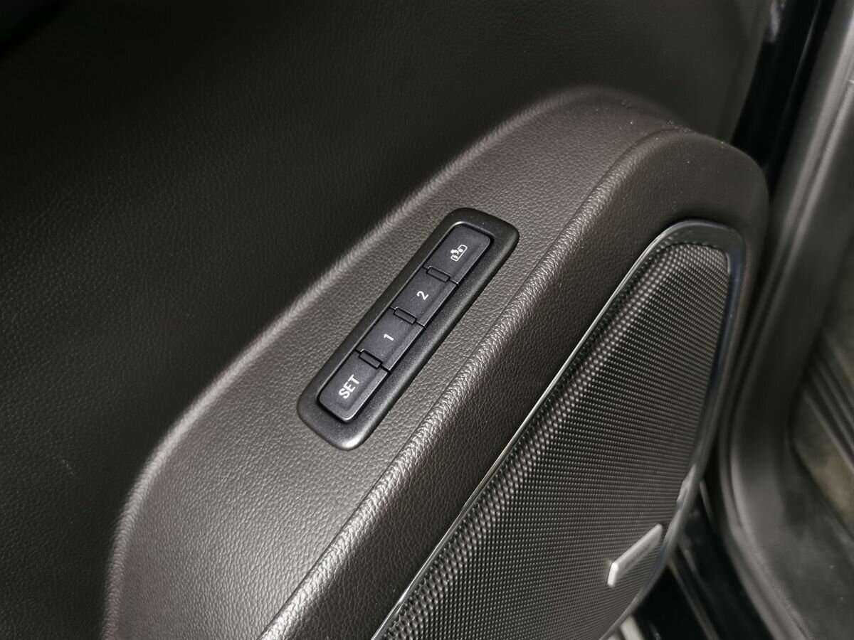 Chevrolet Tahoe, 2017 Фото №17