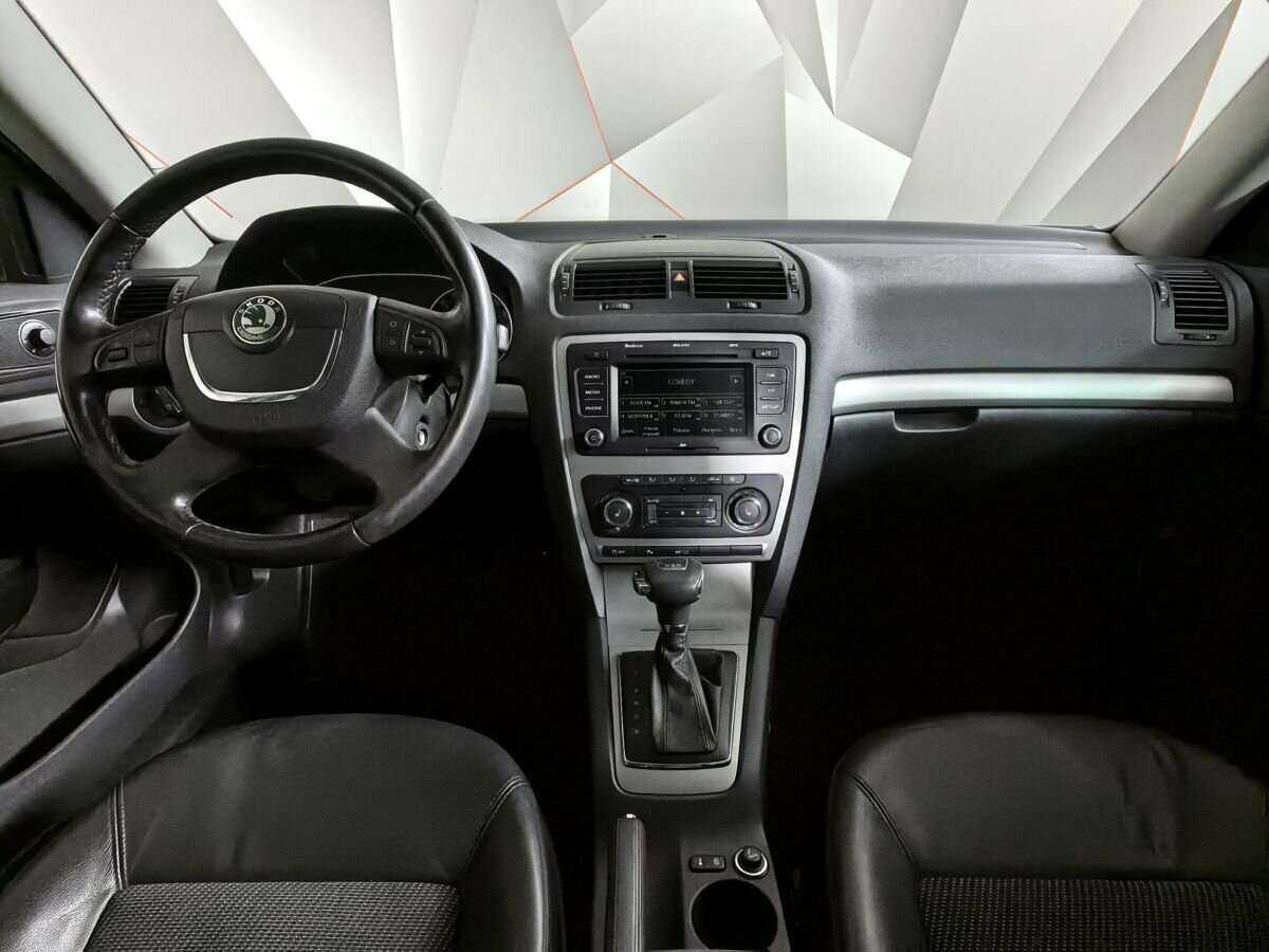 Skoda Octavia DSG7, 2011 Фото №10