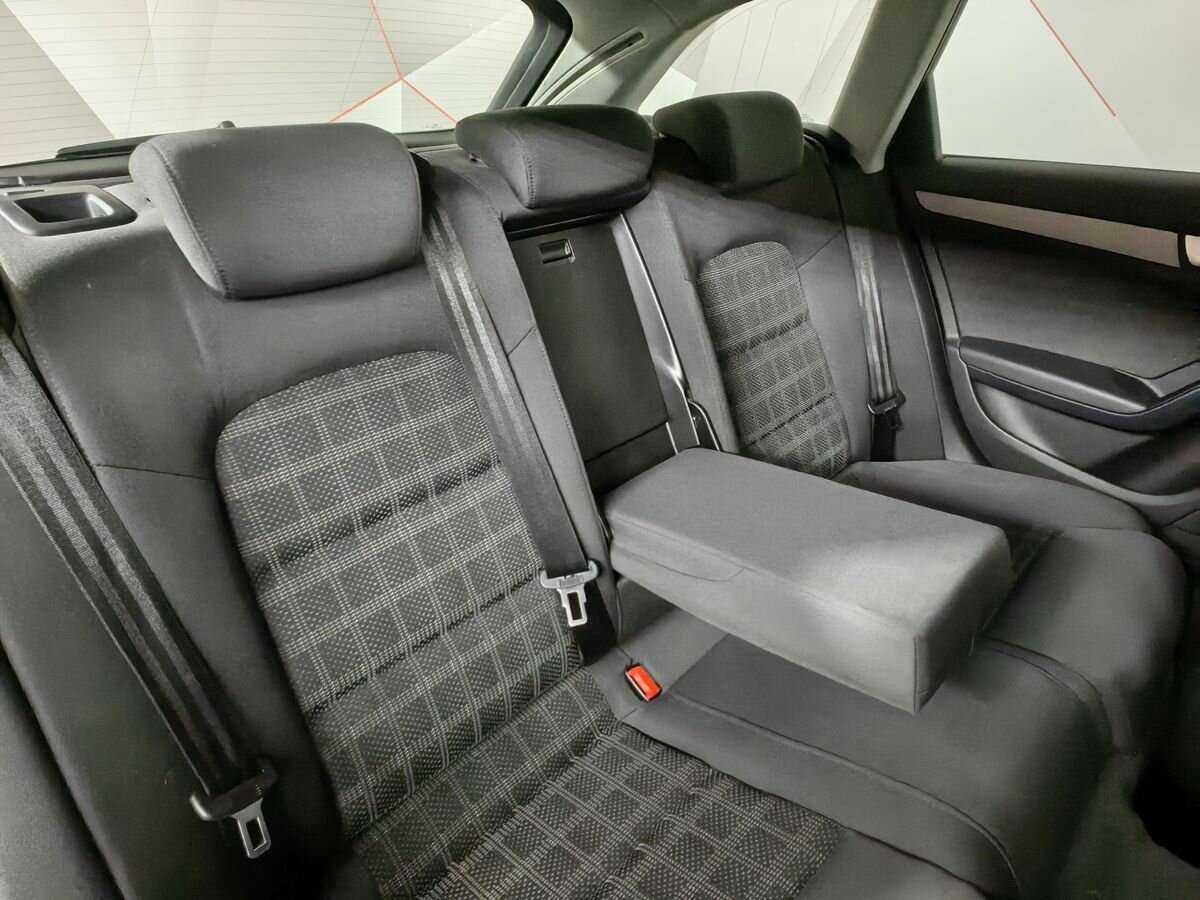 Audi A4, 2012 Фото №13