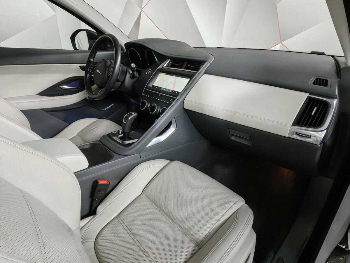 Jaguar E-Pace, 2018 Фото №9