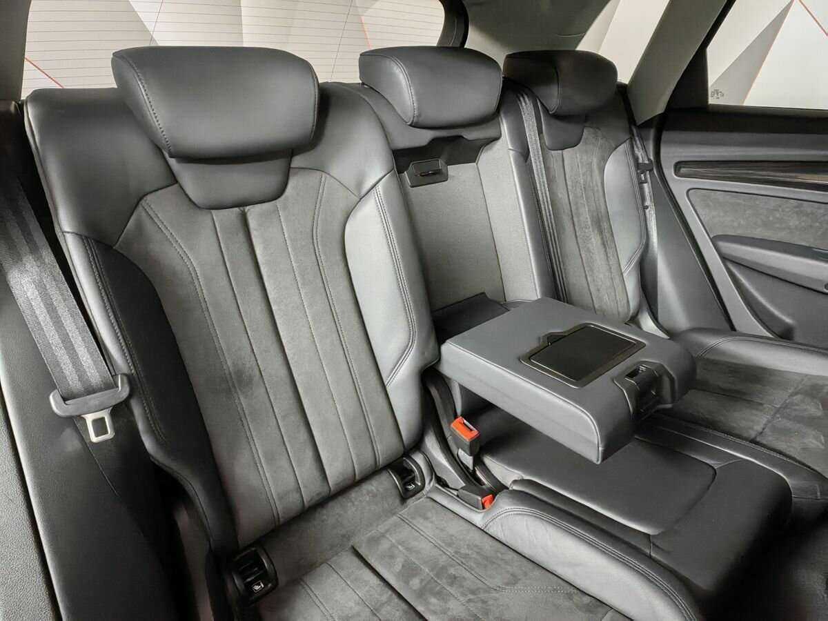 Audi Q5, 2017 Фото №13
