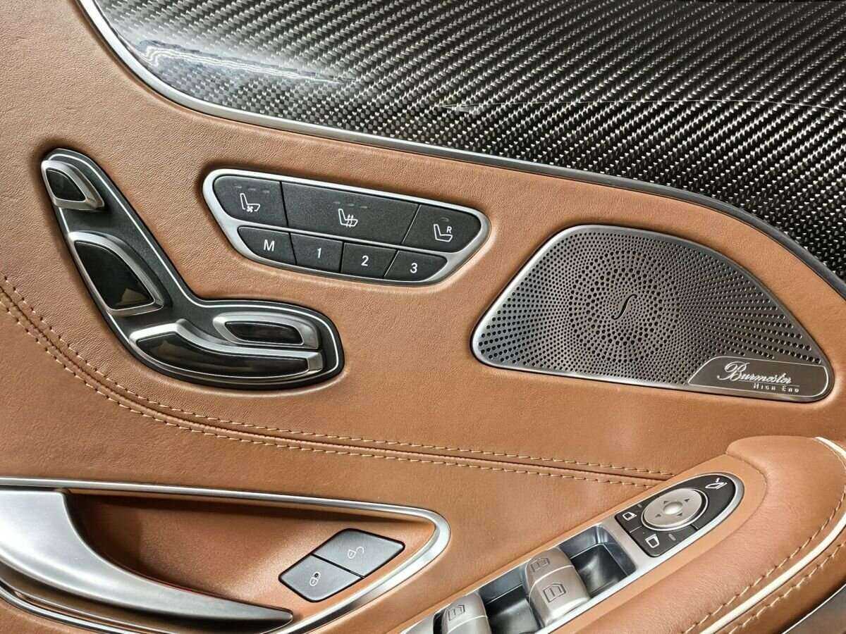 Mercedes-Benz S-Класс AMG 63 AMG, 2015 Фото №18
