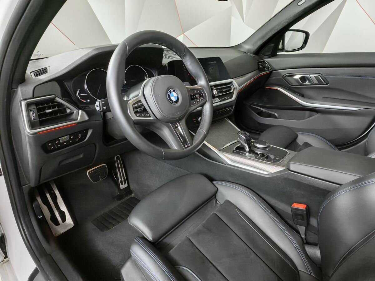 BMW 3 серии 320i xDrive, 2020 Фото №14