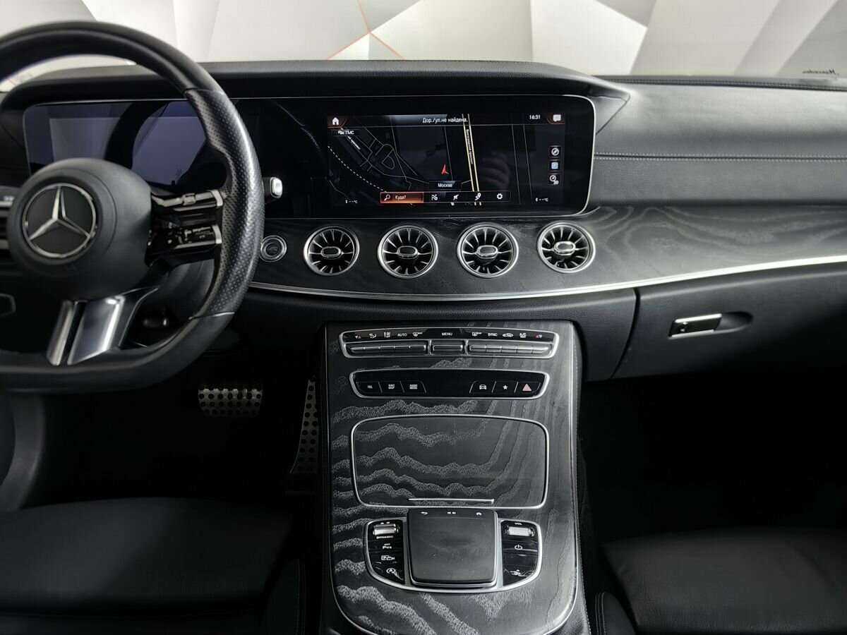 Mercedes-Benz E-Класс 200, 2020 Фото №12