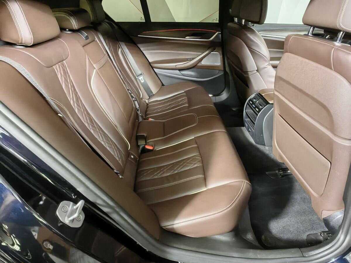BMW 5 серии 530d xDrive, 2018 Фото №10