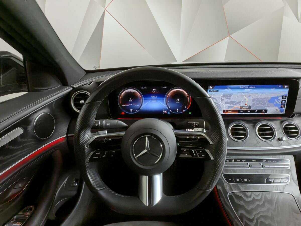 Mercedes-Benz E-Класс 200, 2021 Фото №15