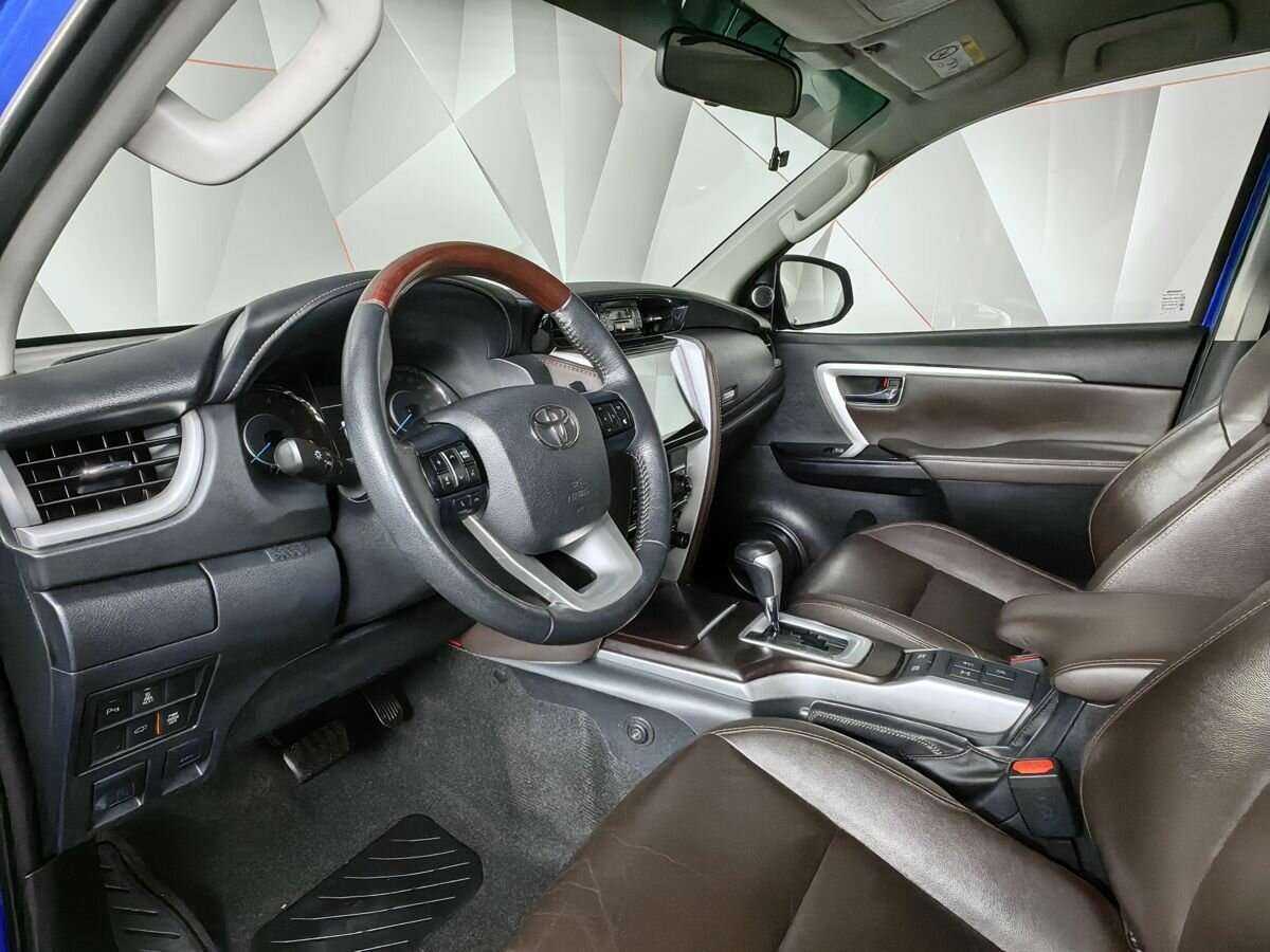 Toyota Fortuner, 2017 Фото №14