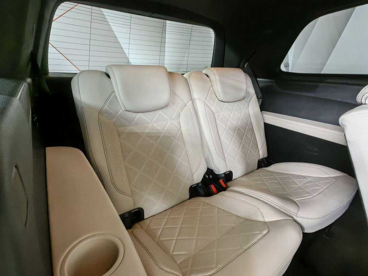 Mercedes-Benz GLS 400, 2016 Фото №16