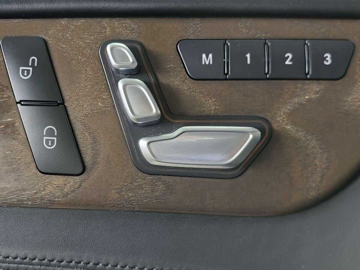 Mercedes-Benz GLS 400, 2016 Фото №21