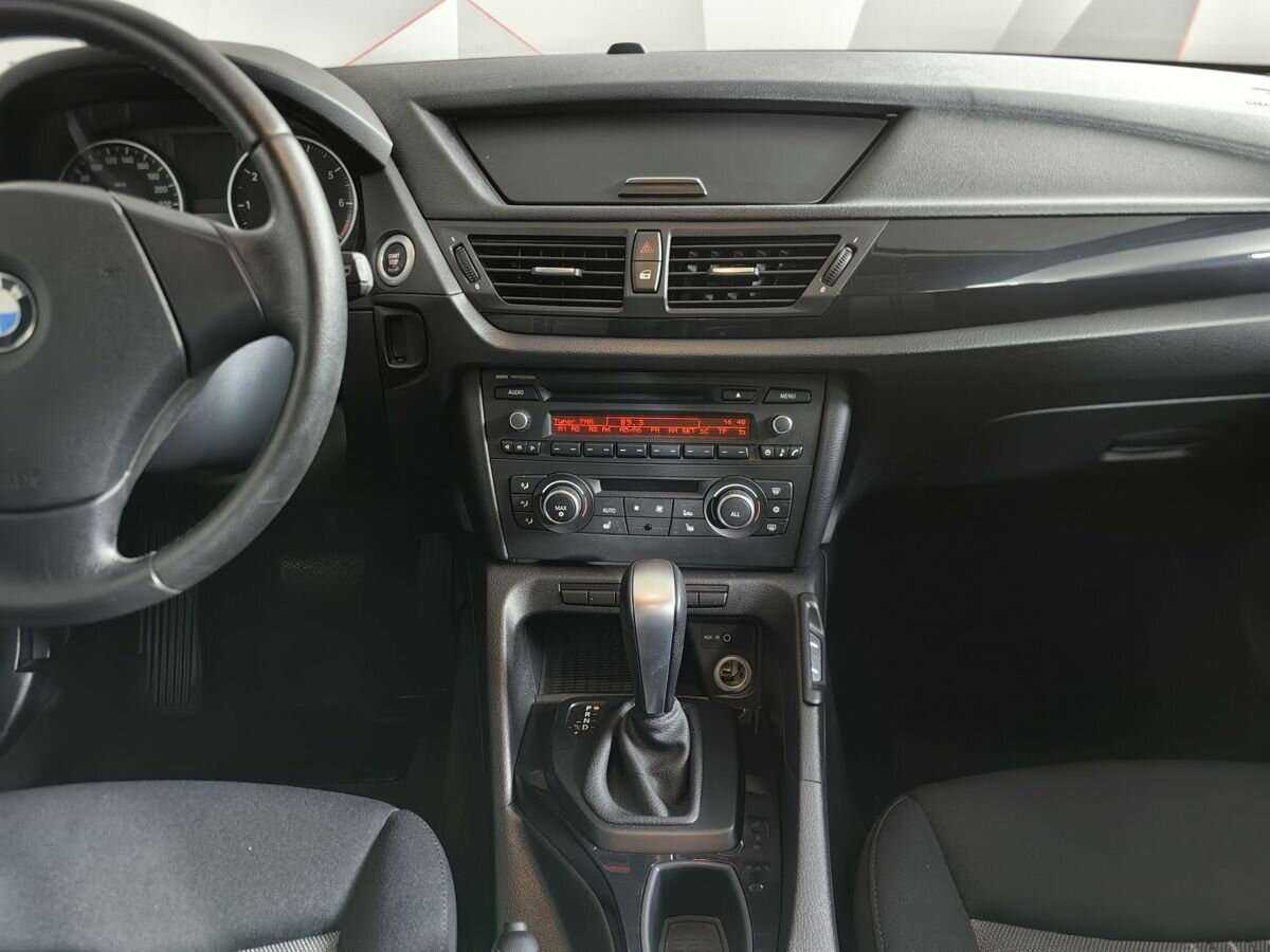 BMW X1 18i, 2011 Фото №11