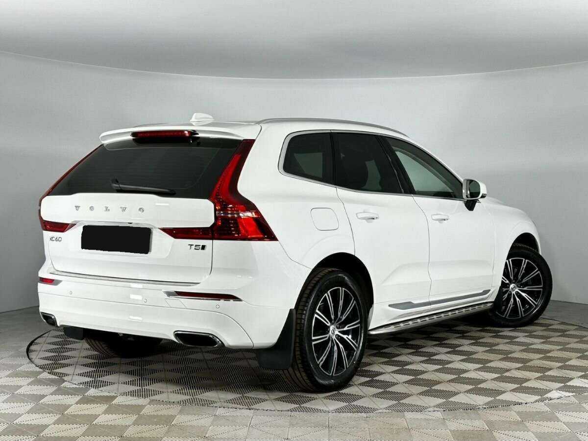Volvo XC60, 2021 - 46 842 км. | Фото №2