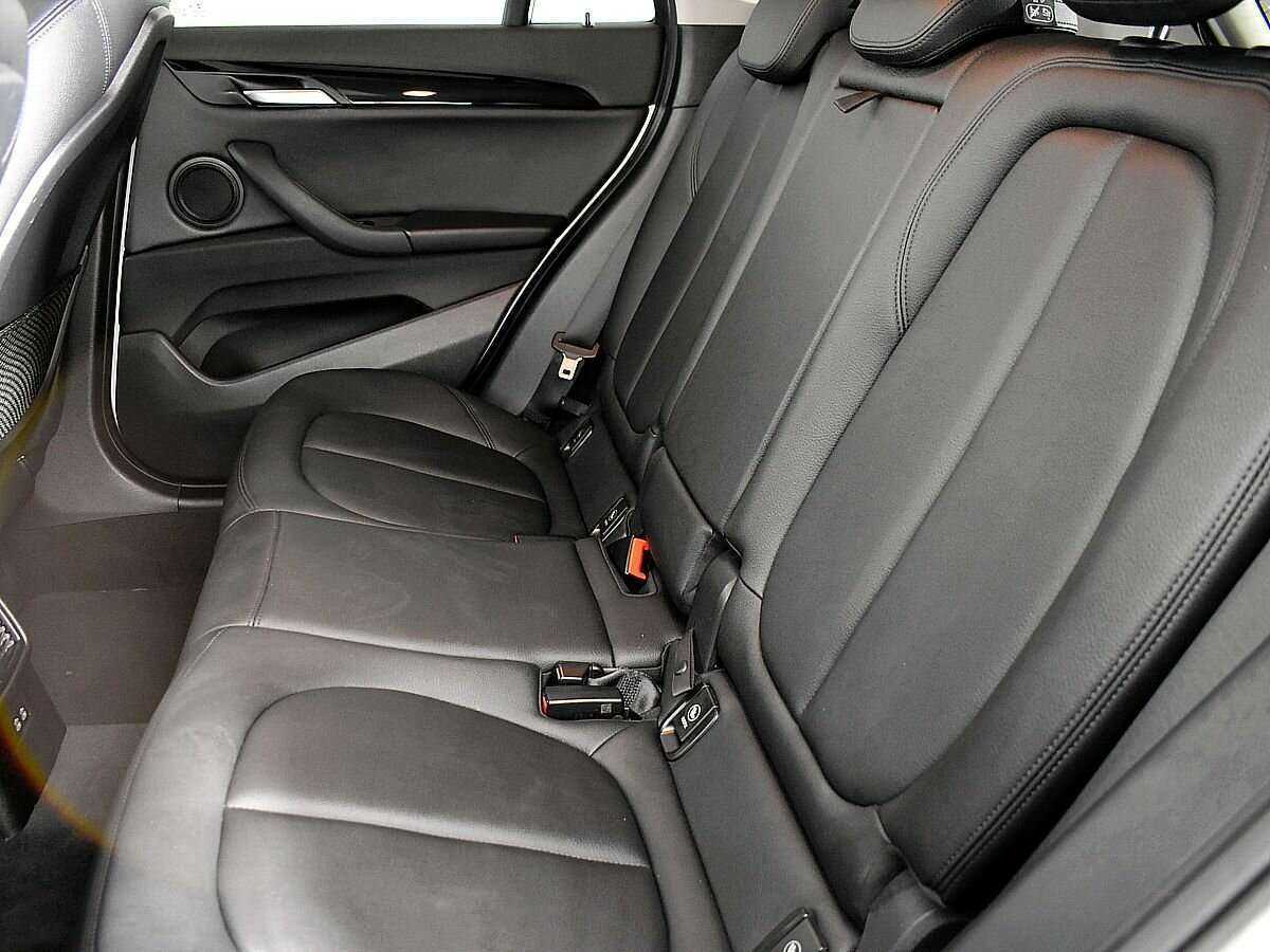 BMW X1 20i xDrive, 2020 Фото №11