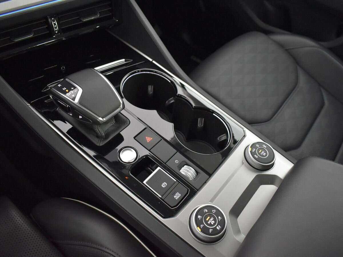 Volkswagen Touareg, 2019 Фото №16