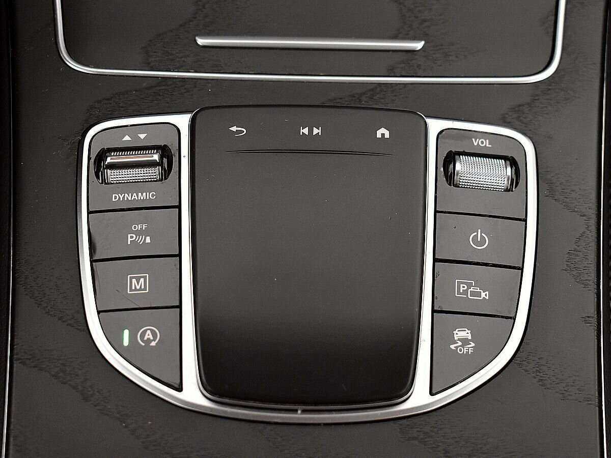 Mercedes-Benz GLC 200, 2019 Фото №14