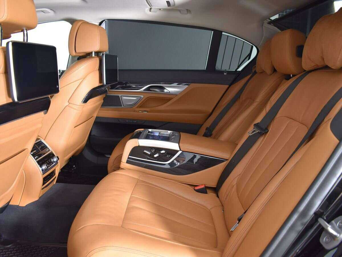 BMW 7 серии Long 730Ld xDrive, 2020 Фото №15