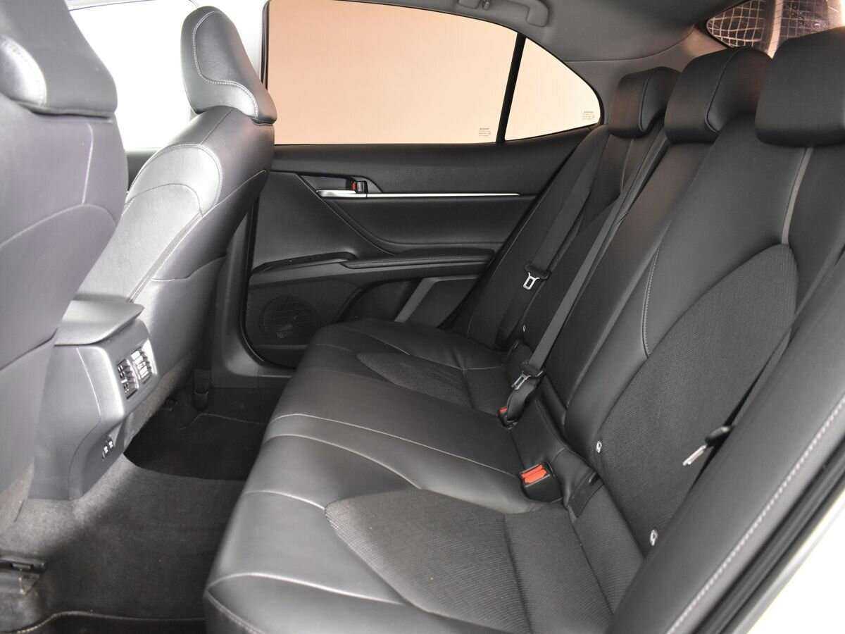 Toyota Camry, 2021 Фото №20