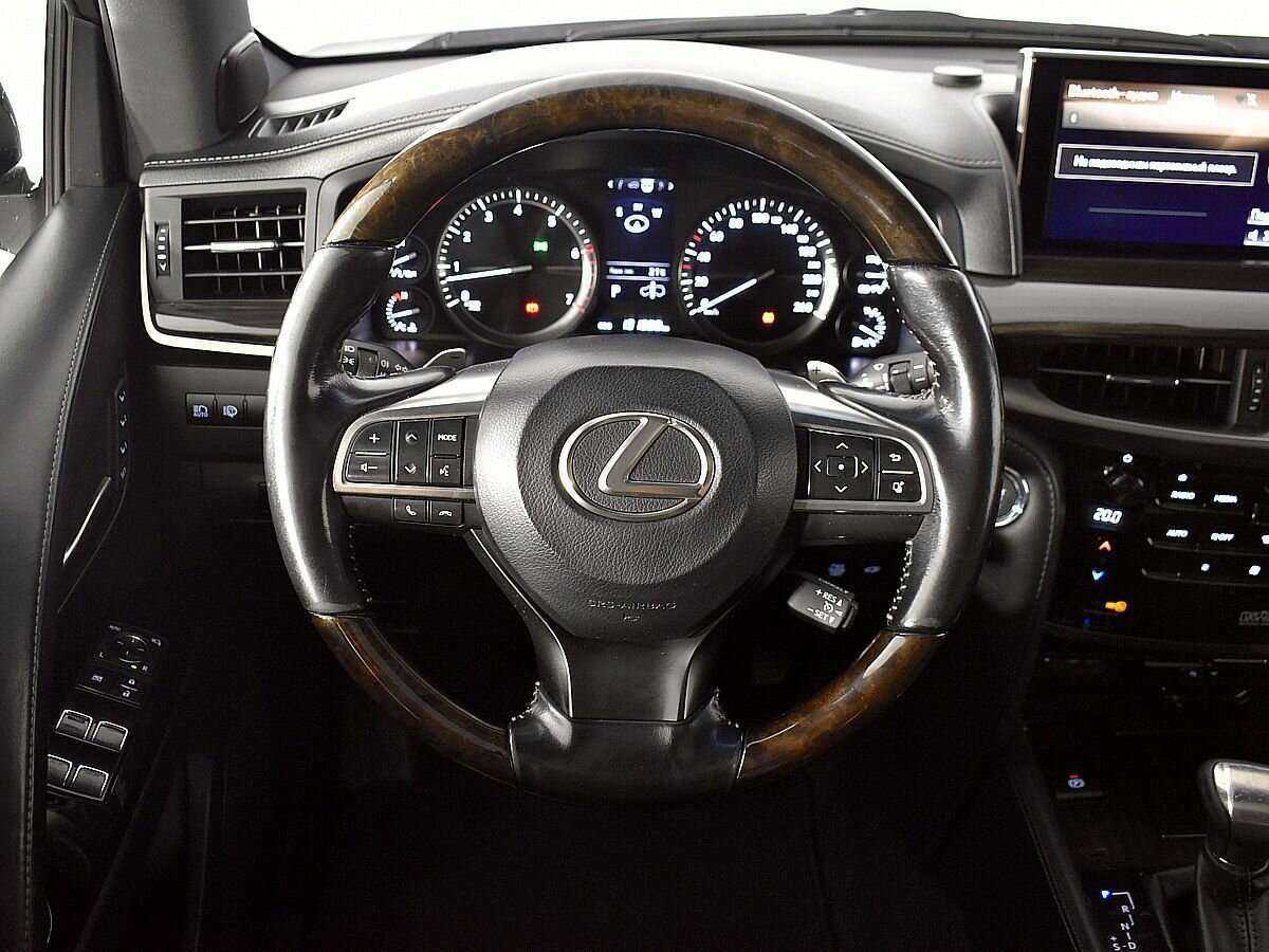 Lexus LX 570, 2016 Фото №14