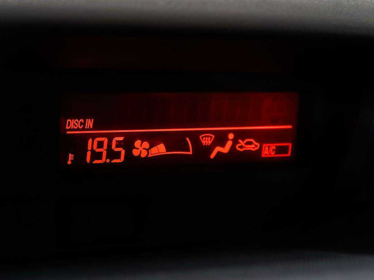 Mazda CX-7, 2011 Фото №16