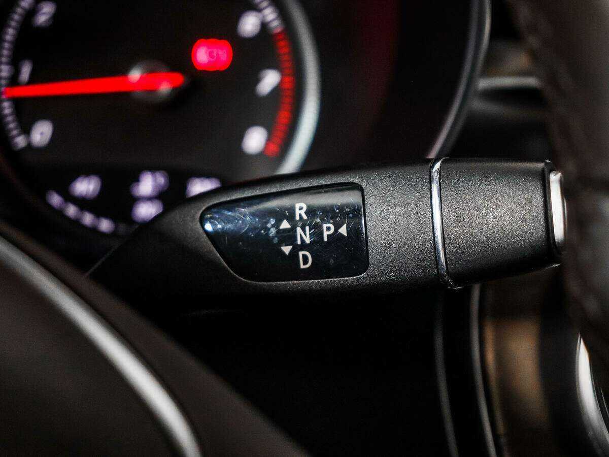 Mercedes-Benz GLC 300, 2015 Фото №17