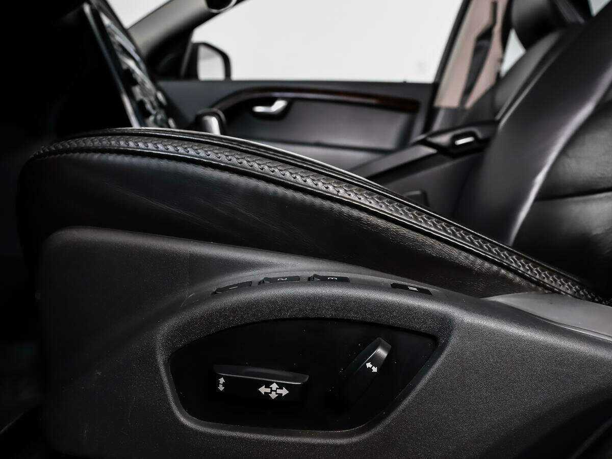 Volvo XC70, 2010 Фото №10