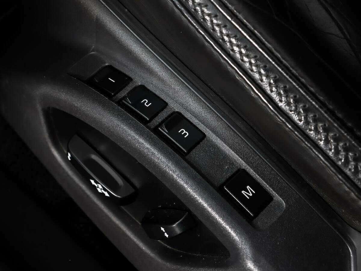 Volvo XC70, 2010 Фото №11