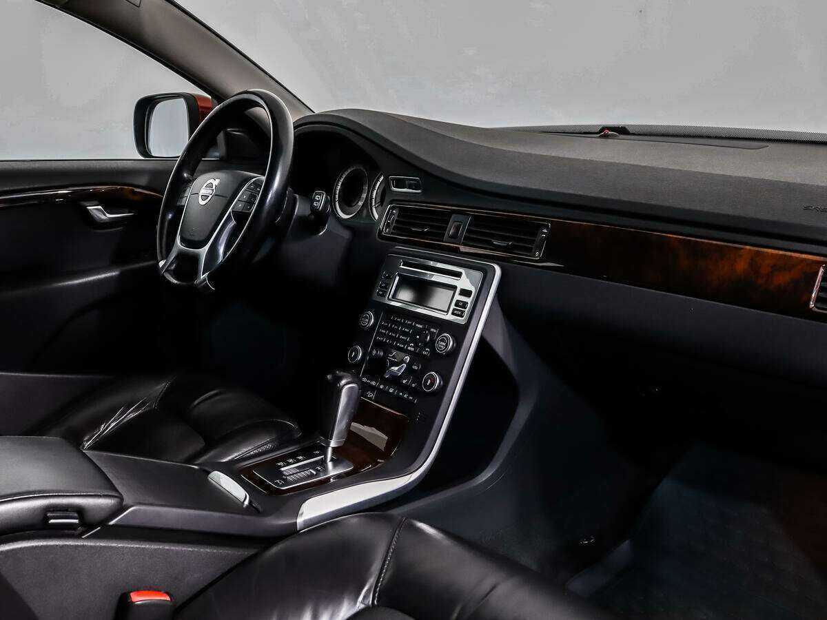 Volvo XC70, 2010 Фото №14