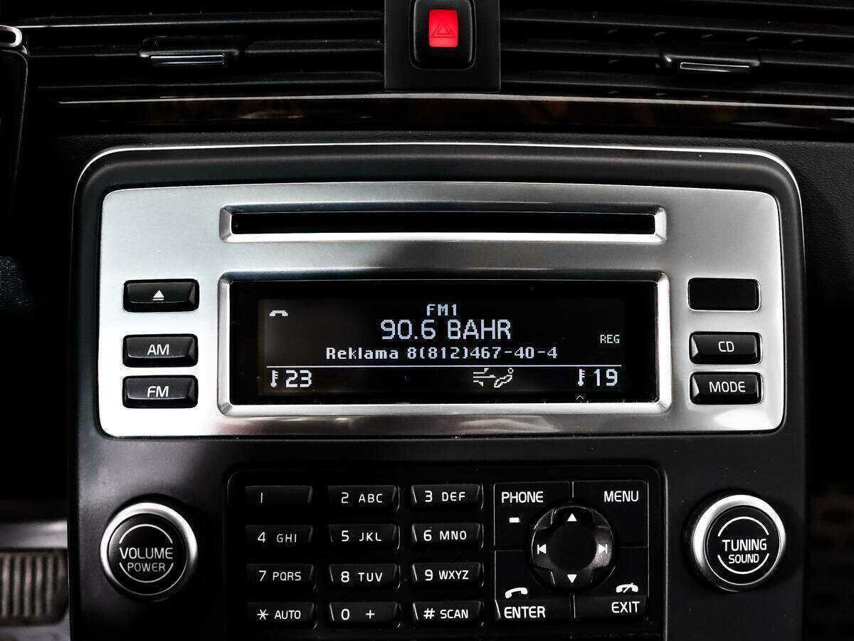 Volvo XC70, 2010 Фото №16