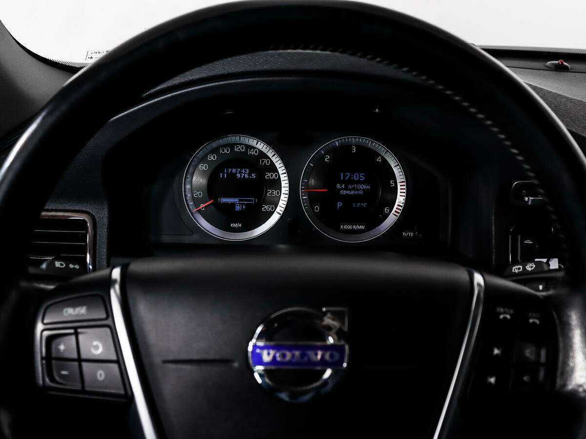 Volvo XC70, 2010 Фото №19