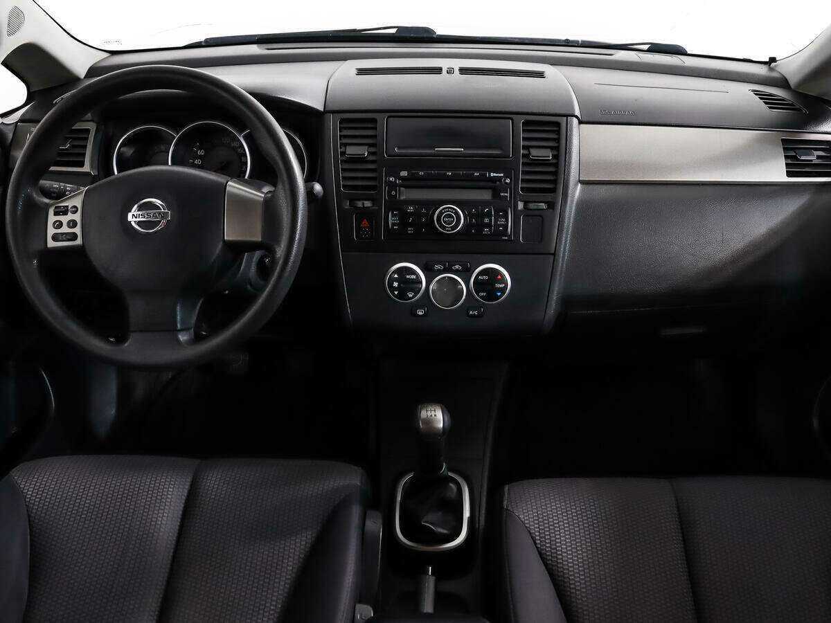 Nissan Tiida, 2008 Фото №10