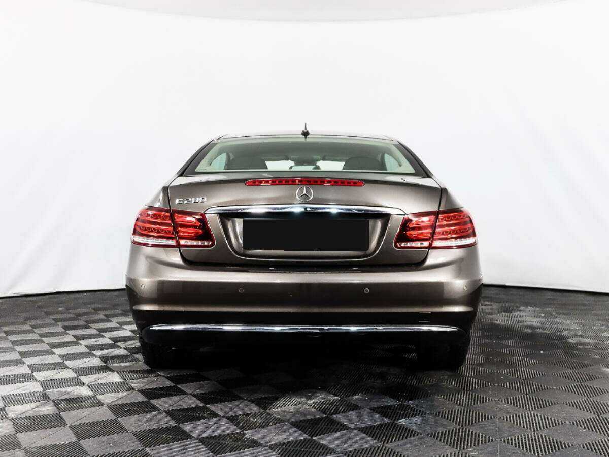 Mercedes-Benz E-Класс 200, 2014 Фото №6