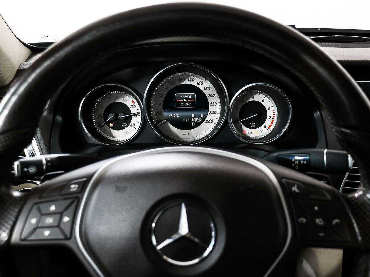 Mercedes-Benz E-Класс 200, 2014 Фото №17