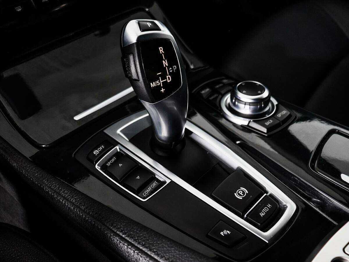 BMW 5 серии 520d, 2013 Фото №9