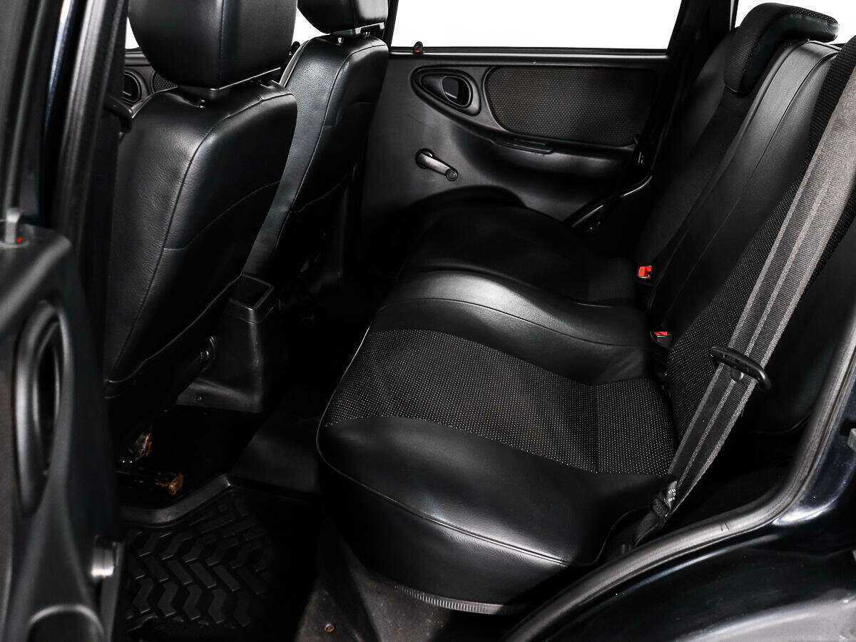 Chevrolet Niva, 2010 Фото №10