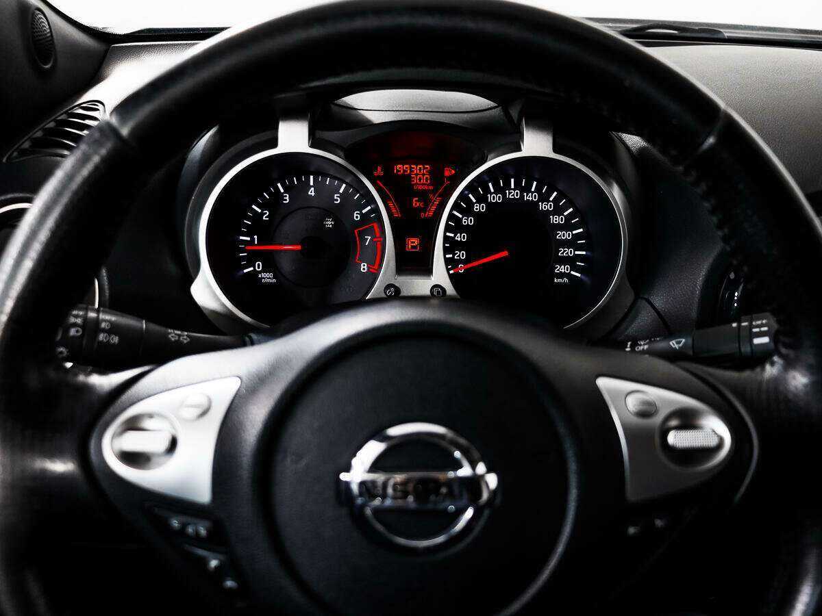 Nissan Juke, 2011 Фото №19