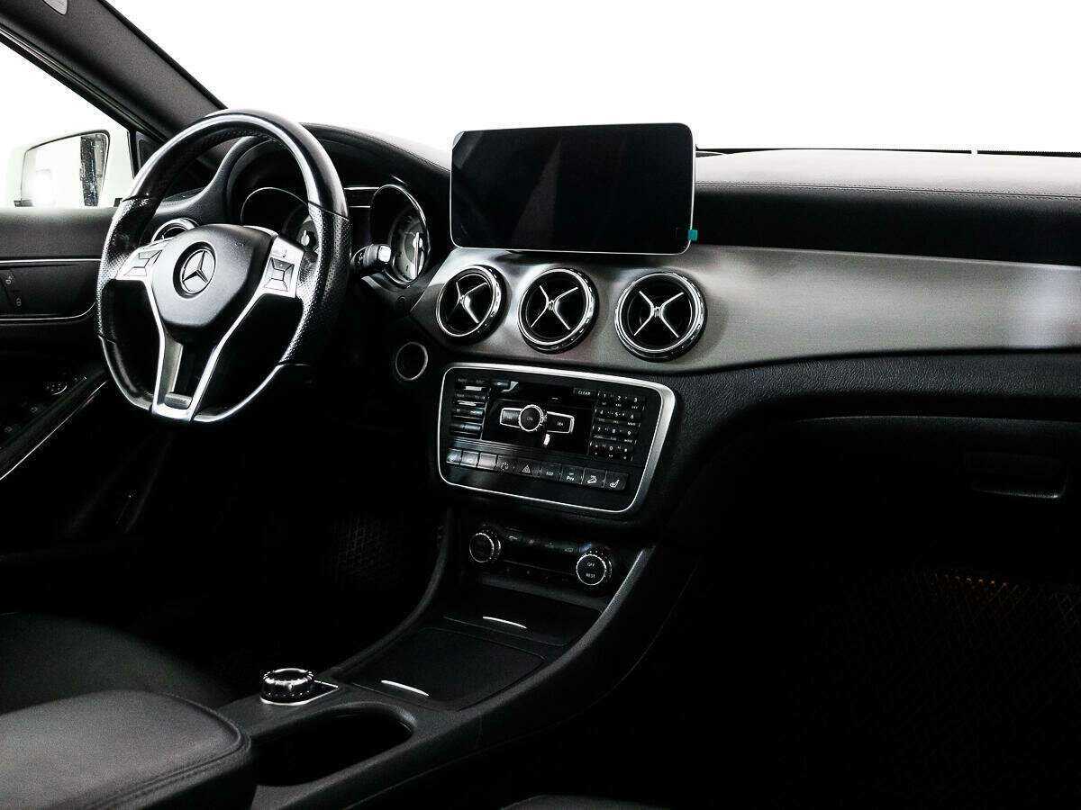 Mercedes-Benz GLA 250, 2014 Фото №9