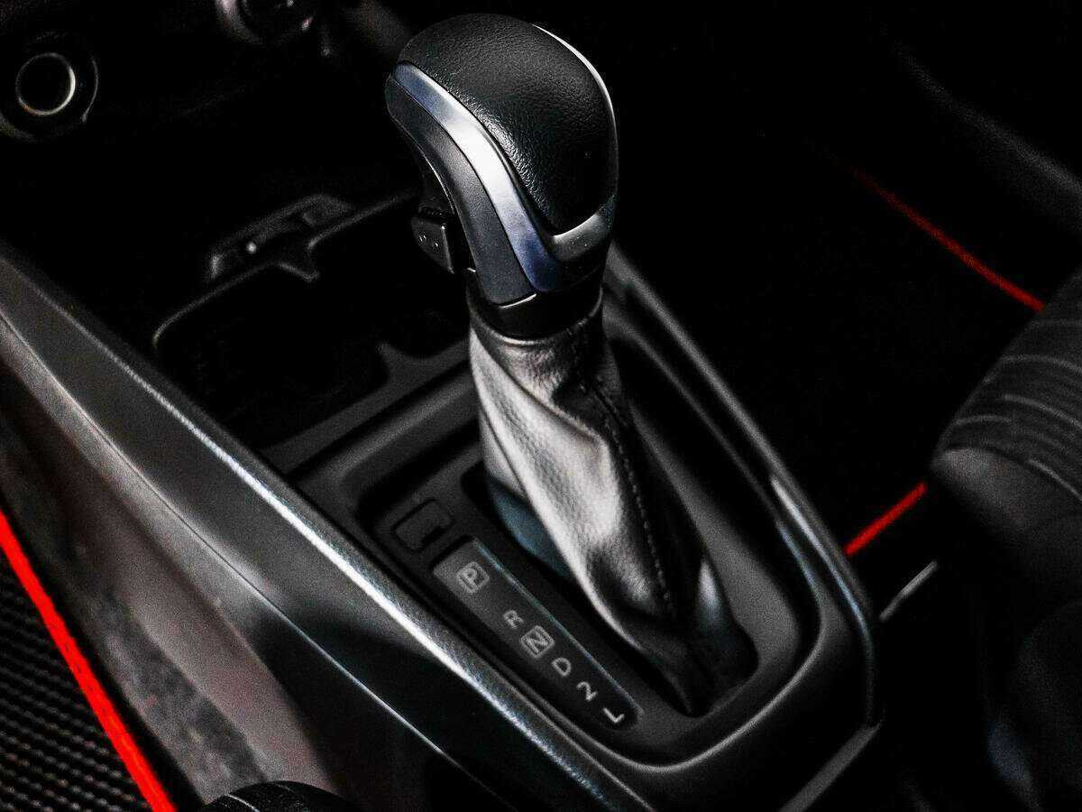 Suzuki Ertiga, 2022 Фото №10