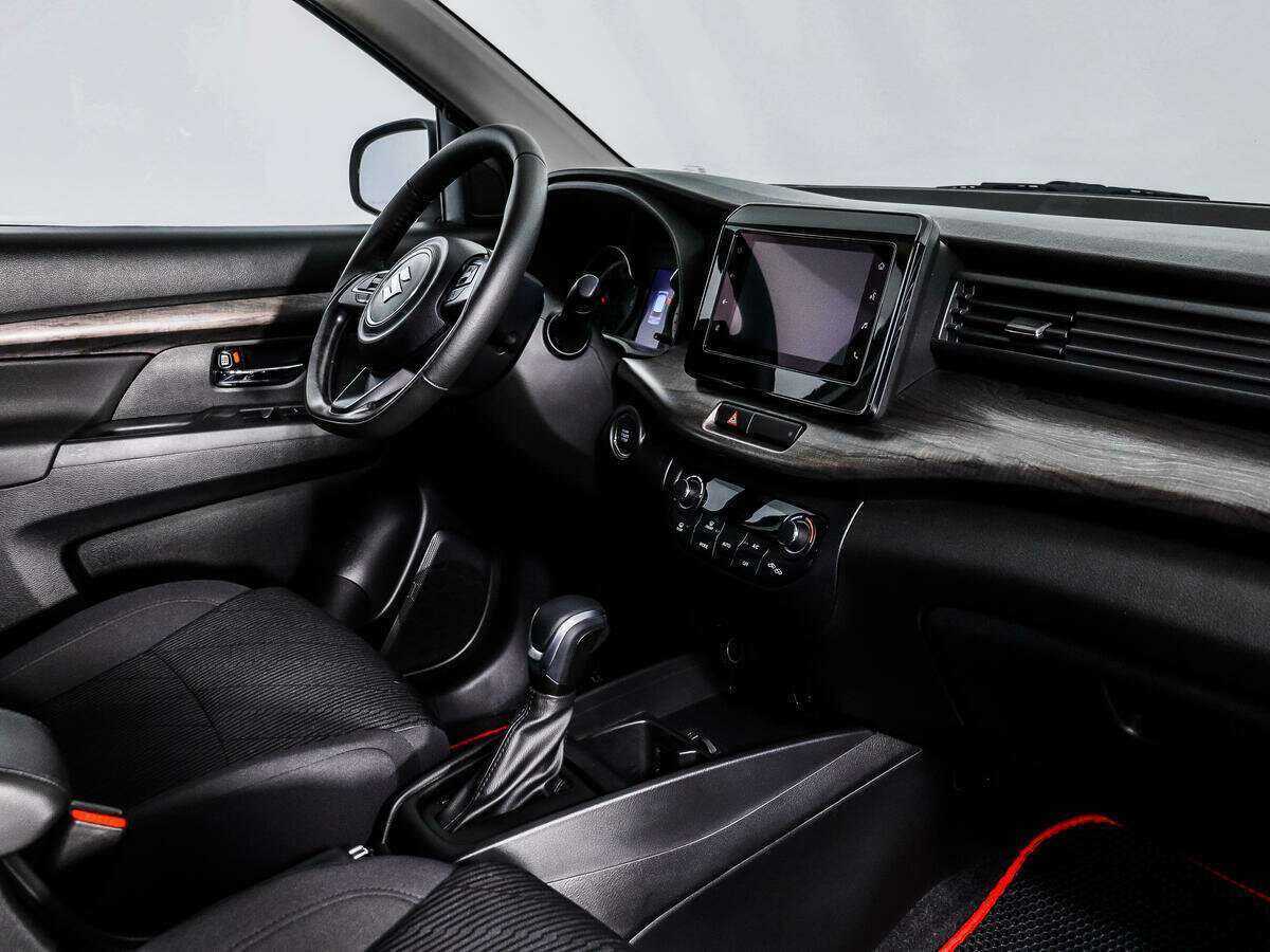 Suzuki Ertiga, 2022 Фото №13