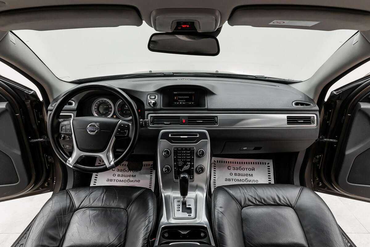 Volvo XC70, 2011 Фото №9