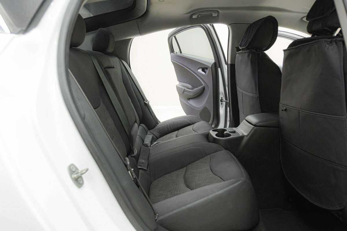 Chevrolet Volt, 2016 Фото №17