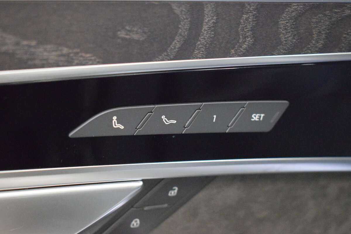 Audi A8 55 TFSI, 2019 Фото №13
