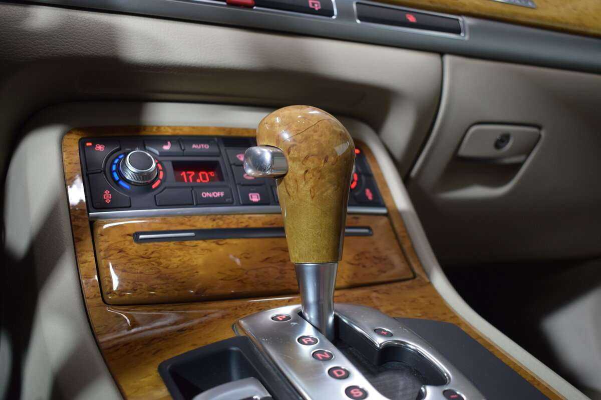 Audi A8, 2008 Фото №15