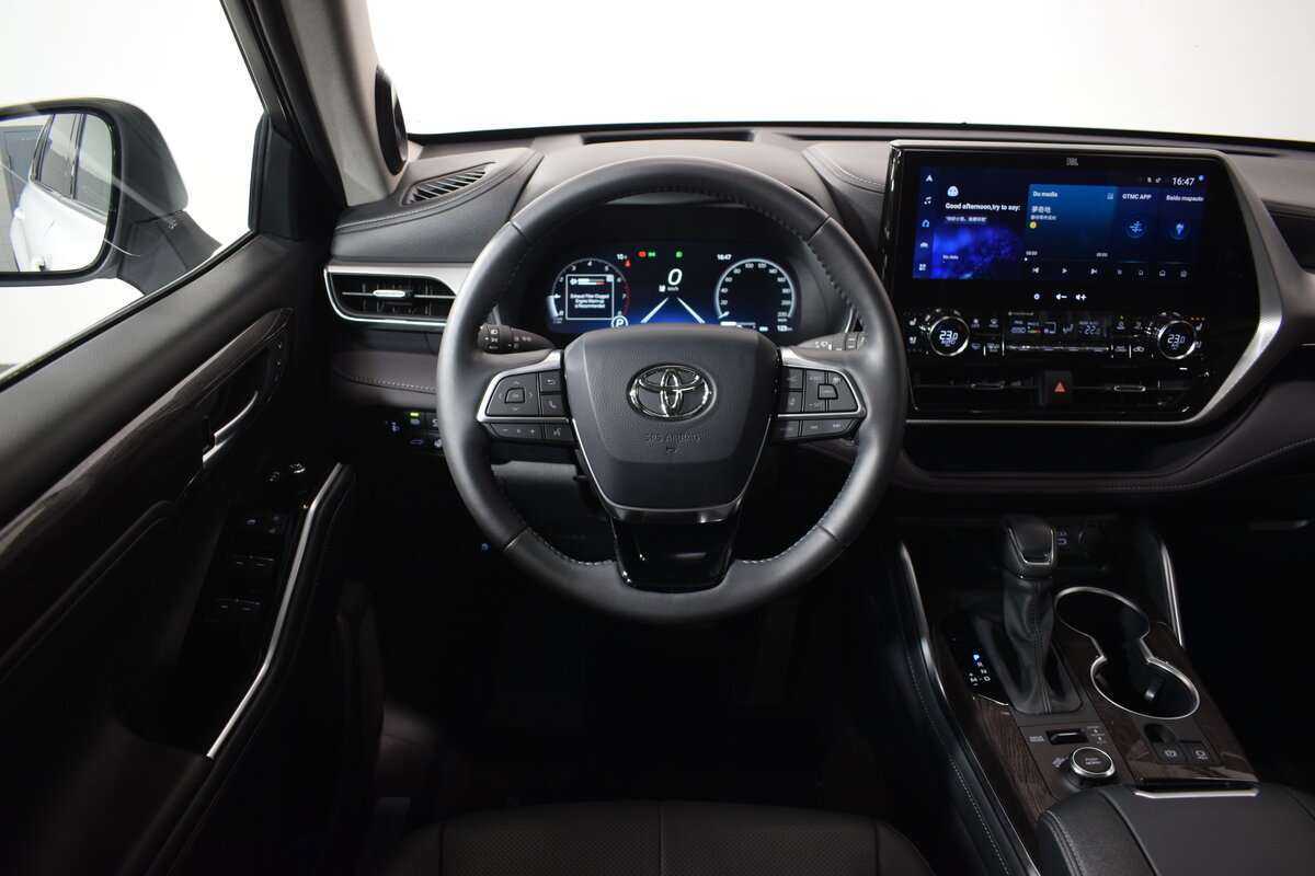 Toyota Highlander, 2023 Фото №11