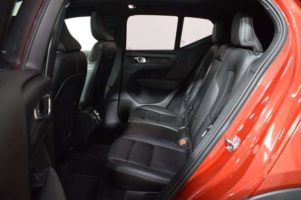 Volvo XC40, 2019 Фото №12