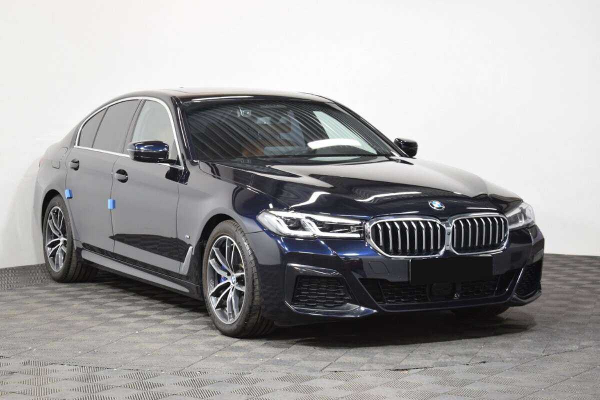 BMW 5 серии 520i, 2023 Фото №3