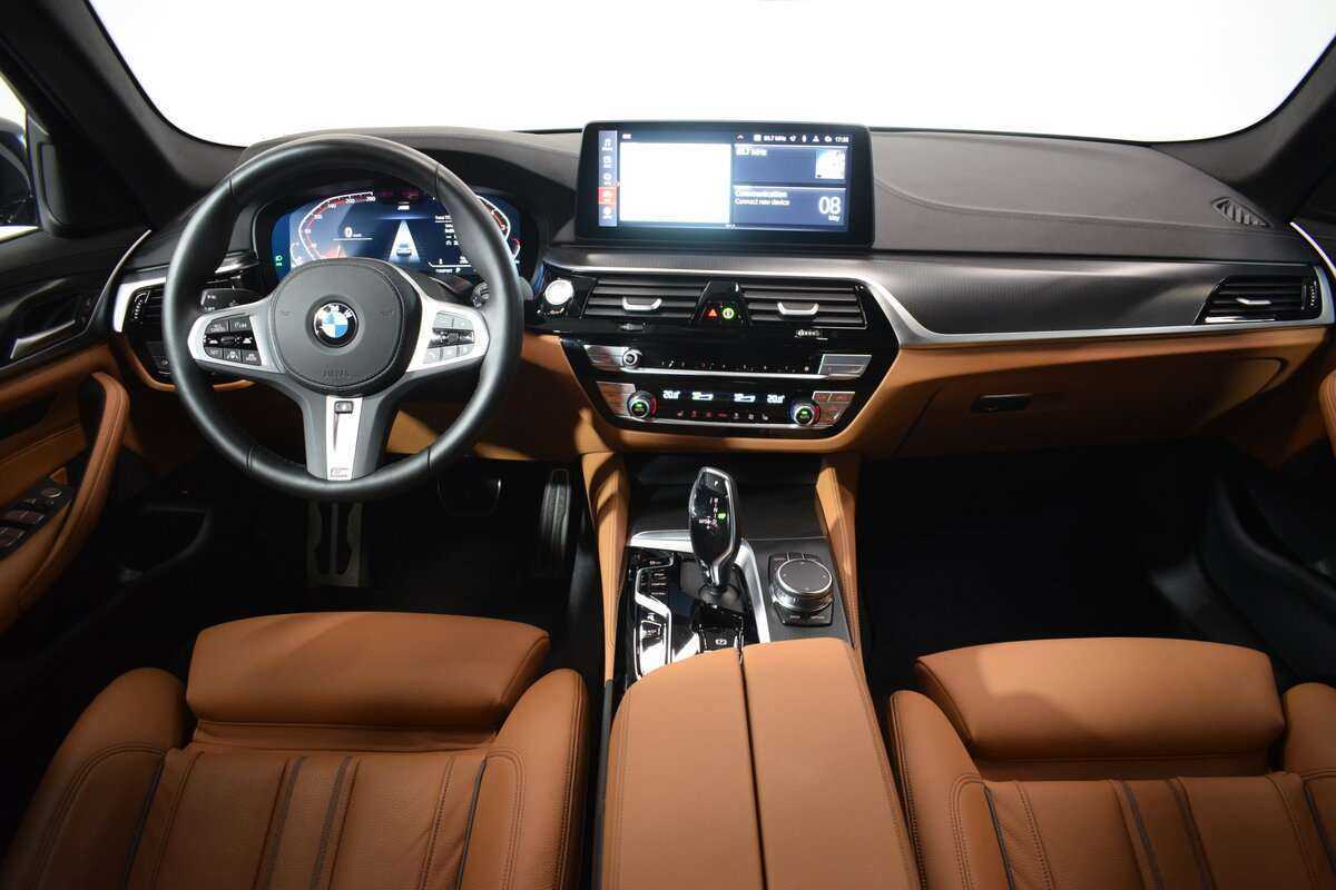 BMW 5 серии 520i, 2023 Фото №8