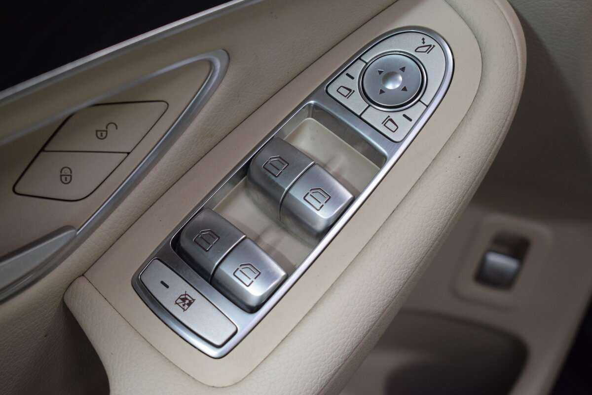 Mercedes-Benz GLC 200, 2021 - 46 000 км. | Фото №8